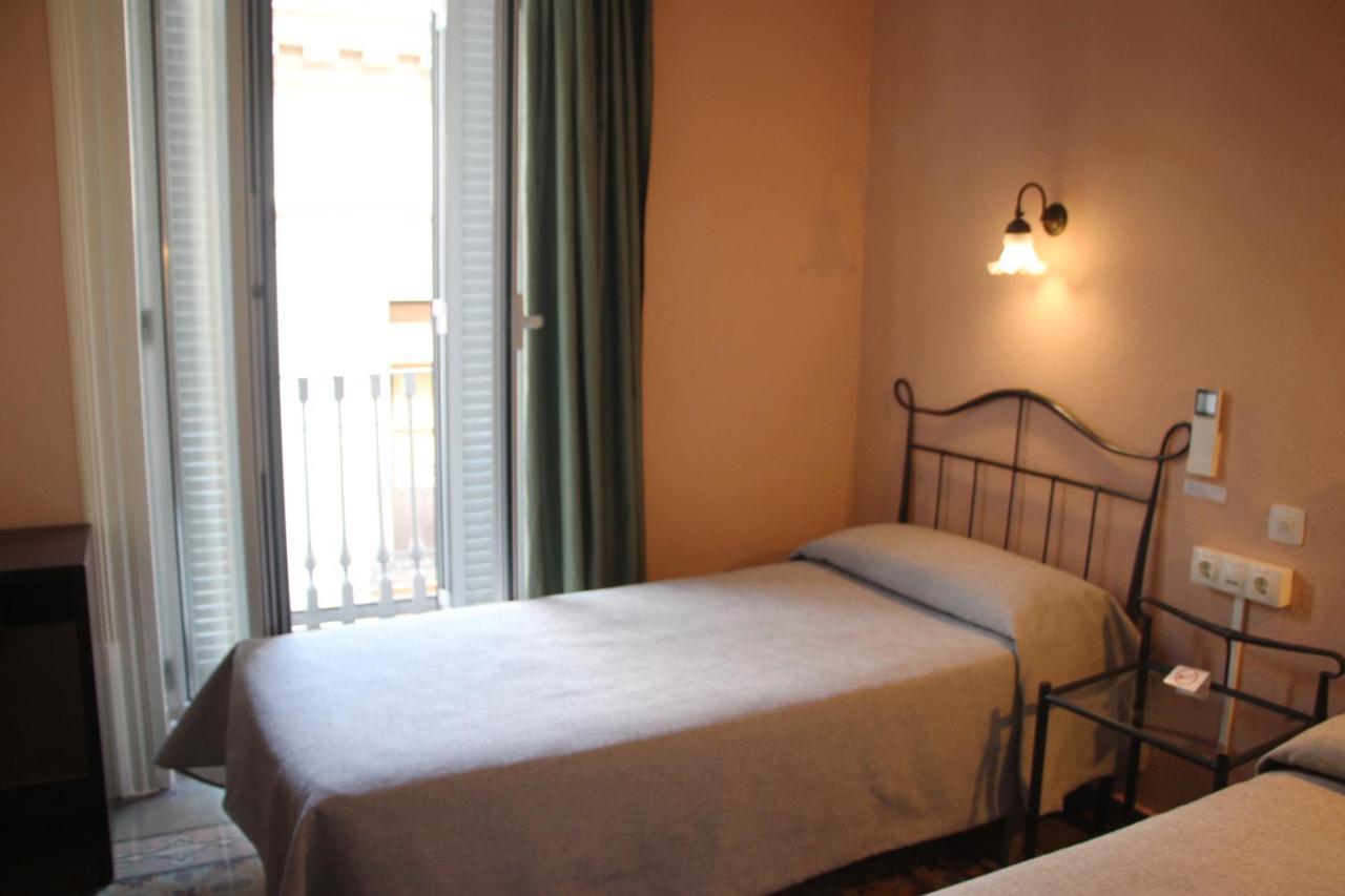 Hotel Peninsular Barcelona Luaran gambar