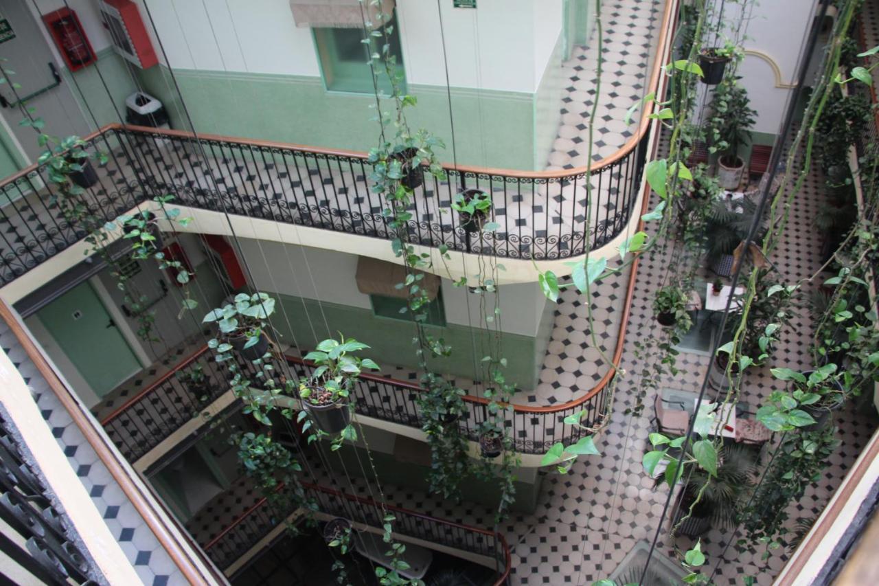 Hotel Peninsular Barcelona Luaran gambar