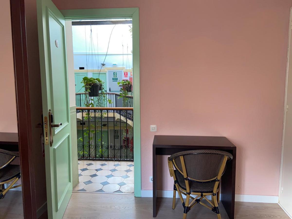 Hotel Peninsular Barcelona Luaran gambar